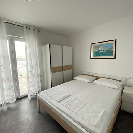 Apartmani Pozega Паг Экстерьер фото